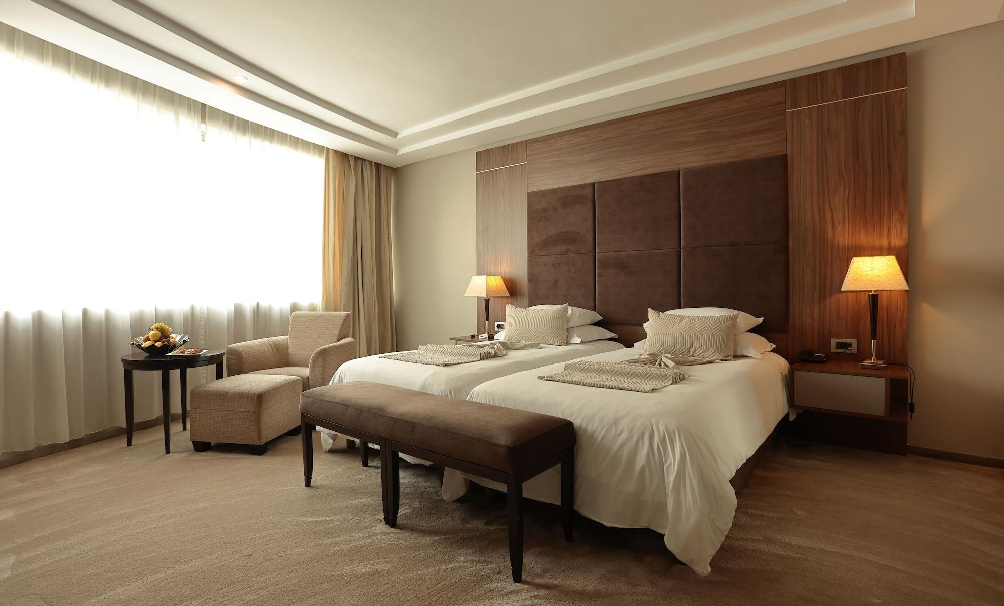 Le Palace D'Anfa Casablanca Exterior foto A bedroom at the hotel